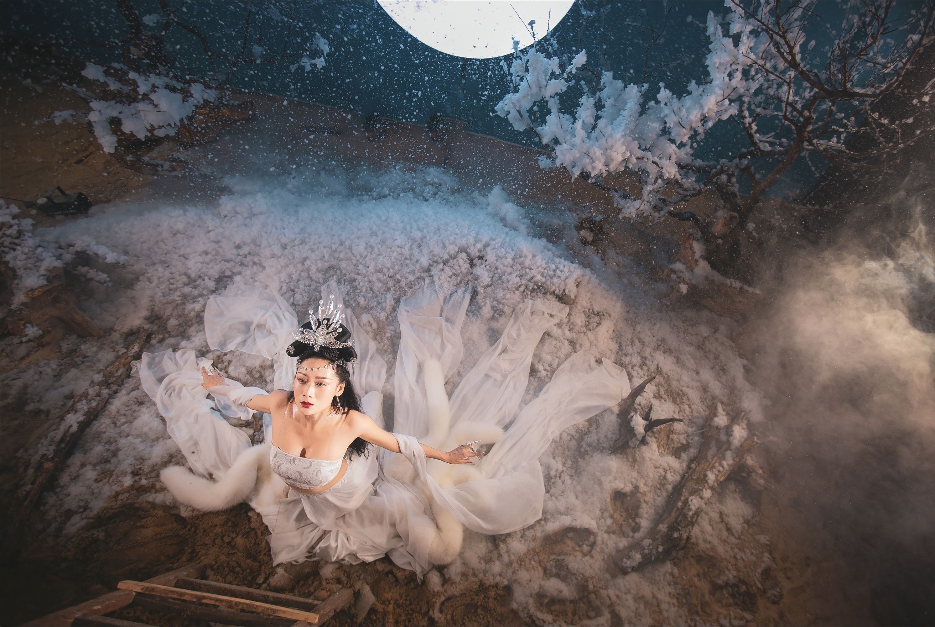 YITUYU 艺图语 2021.07.21 九尾白狐 刺猬&惠子